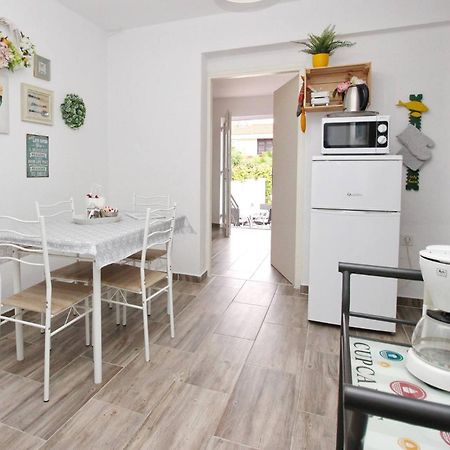 Apartments Rozanda 巴斯卡 外观 照片