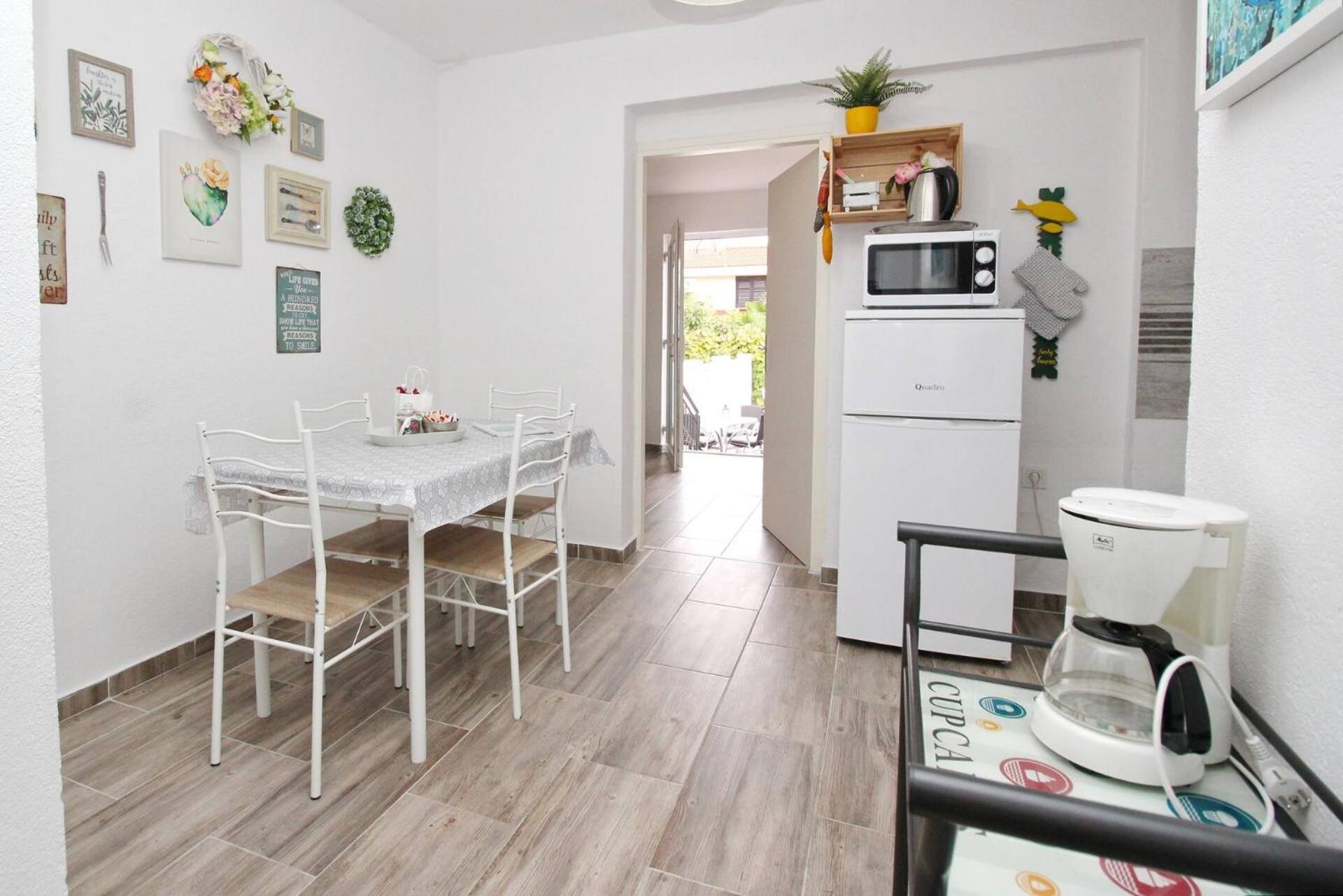 Apartments Rozanda 巴斯卡 外观 照片